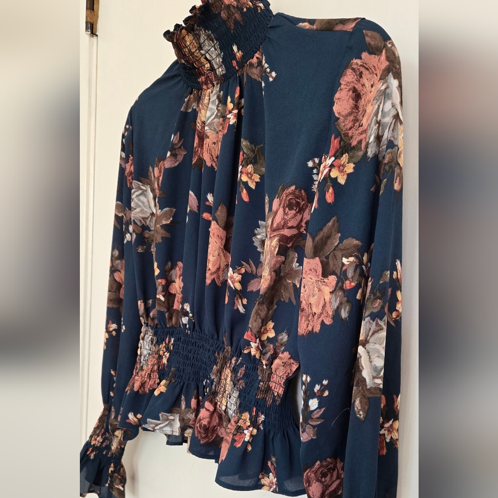 Shinestar Emerald Green Floral Top